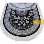 فرش بیضی طرح اصفهان زمینه سرمه ای