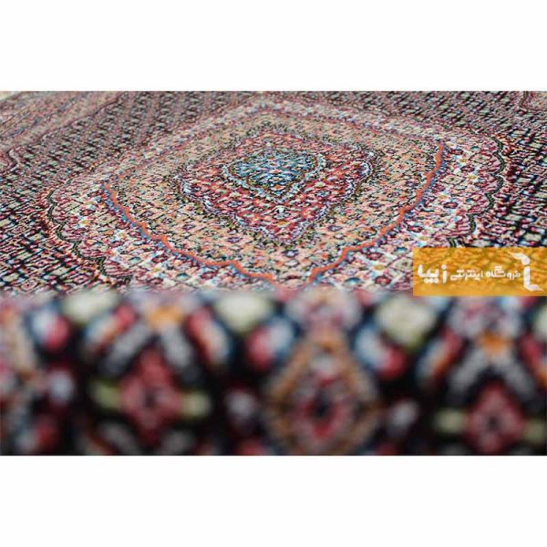 فرش بیضی سرمه ای طرح ریزماهی3