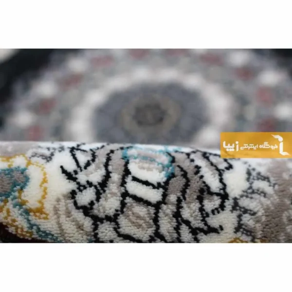 فرش گرد سرمه ای طرح اصفهان12