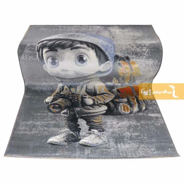 فرش کودک طوسی طرح پسرک عکاس9
